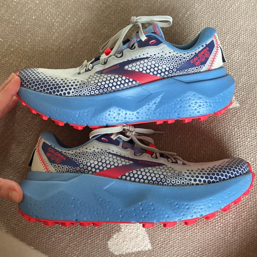 Brooks Caldera 6